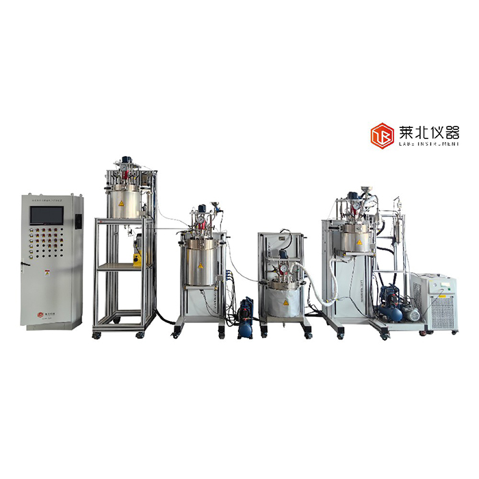 連續(xù)釜式反應(yīng)裝置